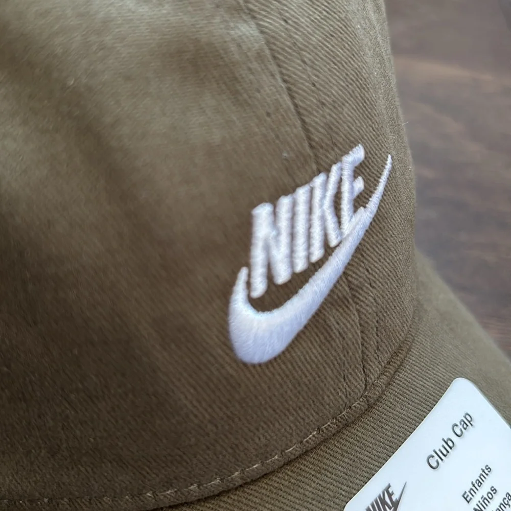 Nike new tags